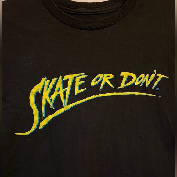 HUF Skate or Don’t T-Shirt 🛹🌙 Size Small • Short Sleeves - Picture 2 of 5